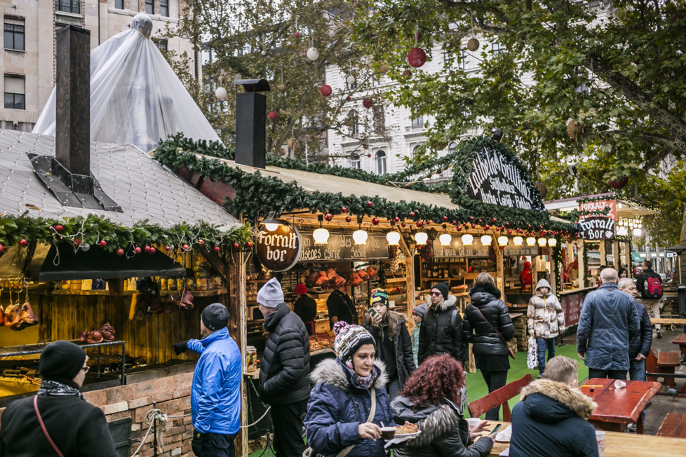budapest-christmas-market